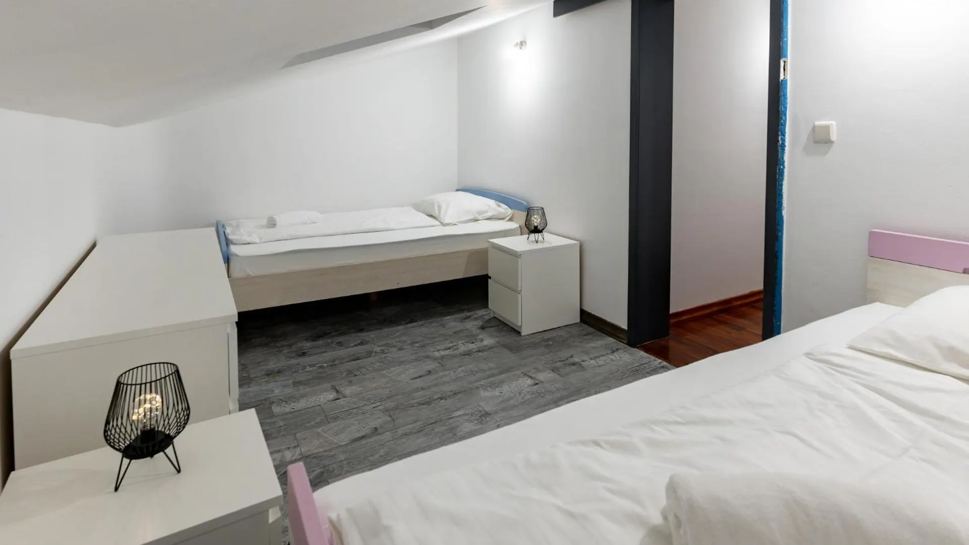 Sanic Apartments 543/A Lopar