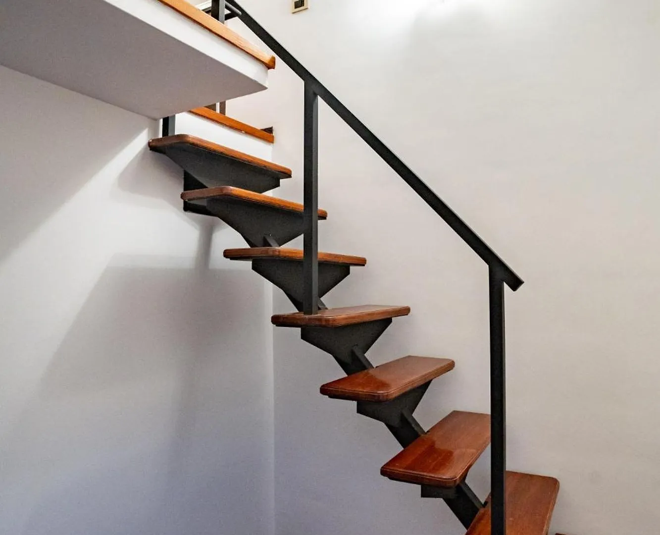 Sanic Apartments 543/A Lopar