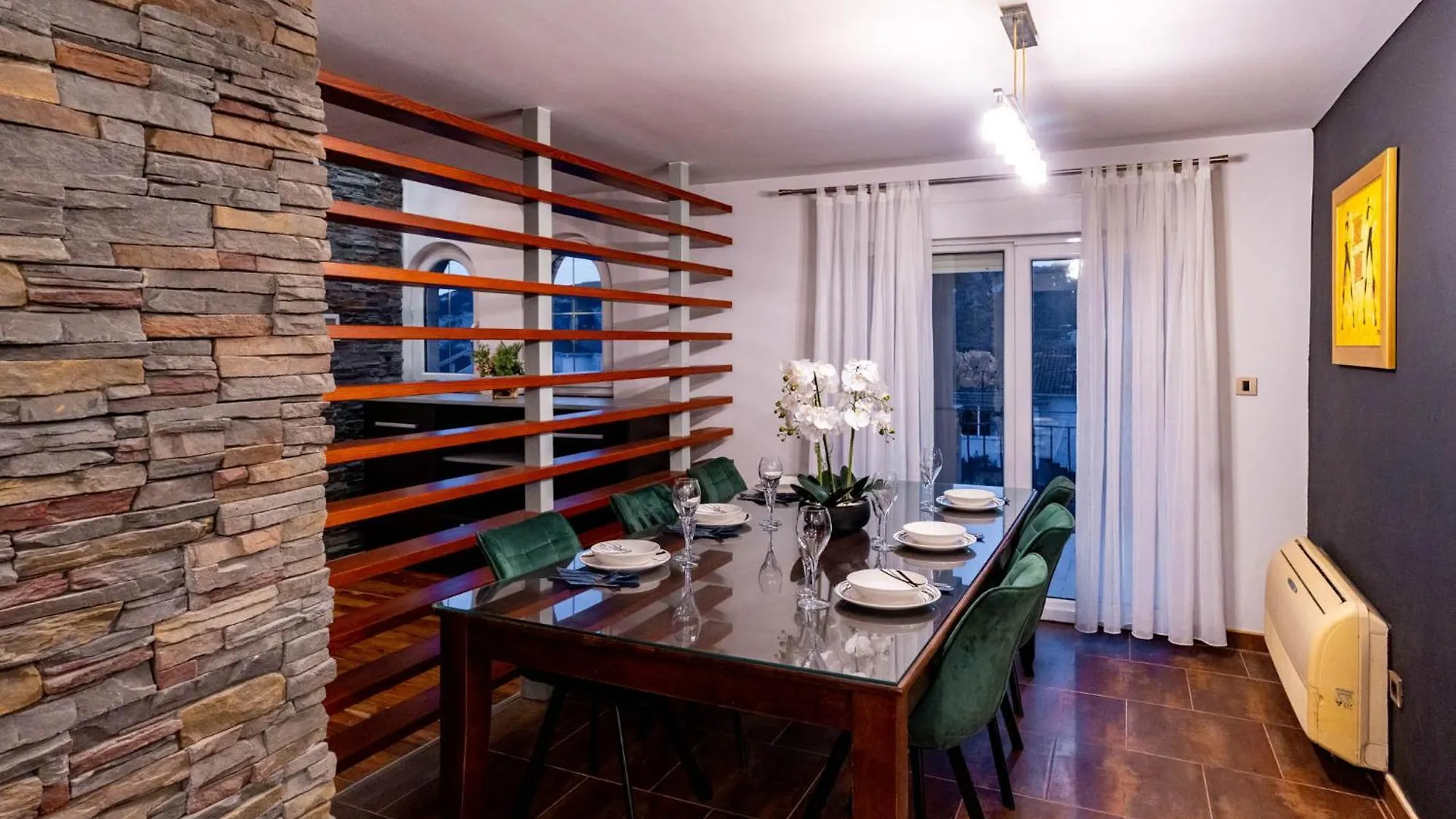 Sanic Apartments 543/A Lopar