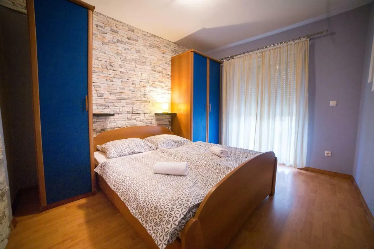 Sanic Apartments 543/A Lopar