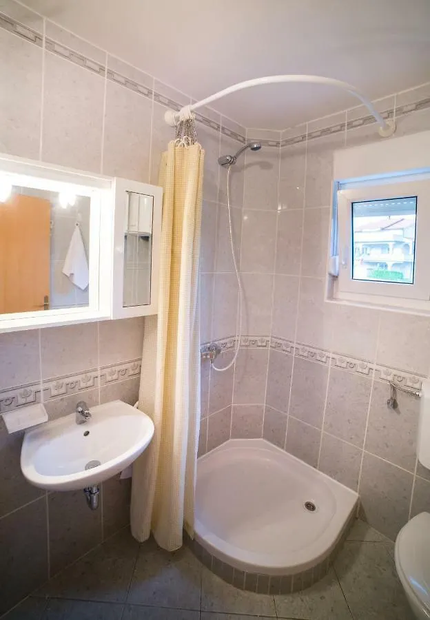Sanic Apartments 543/A Lopar