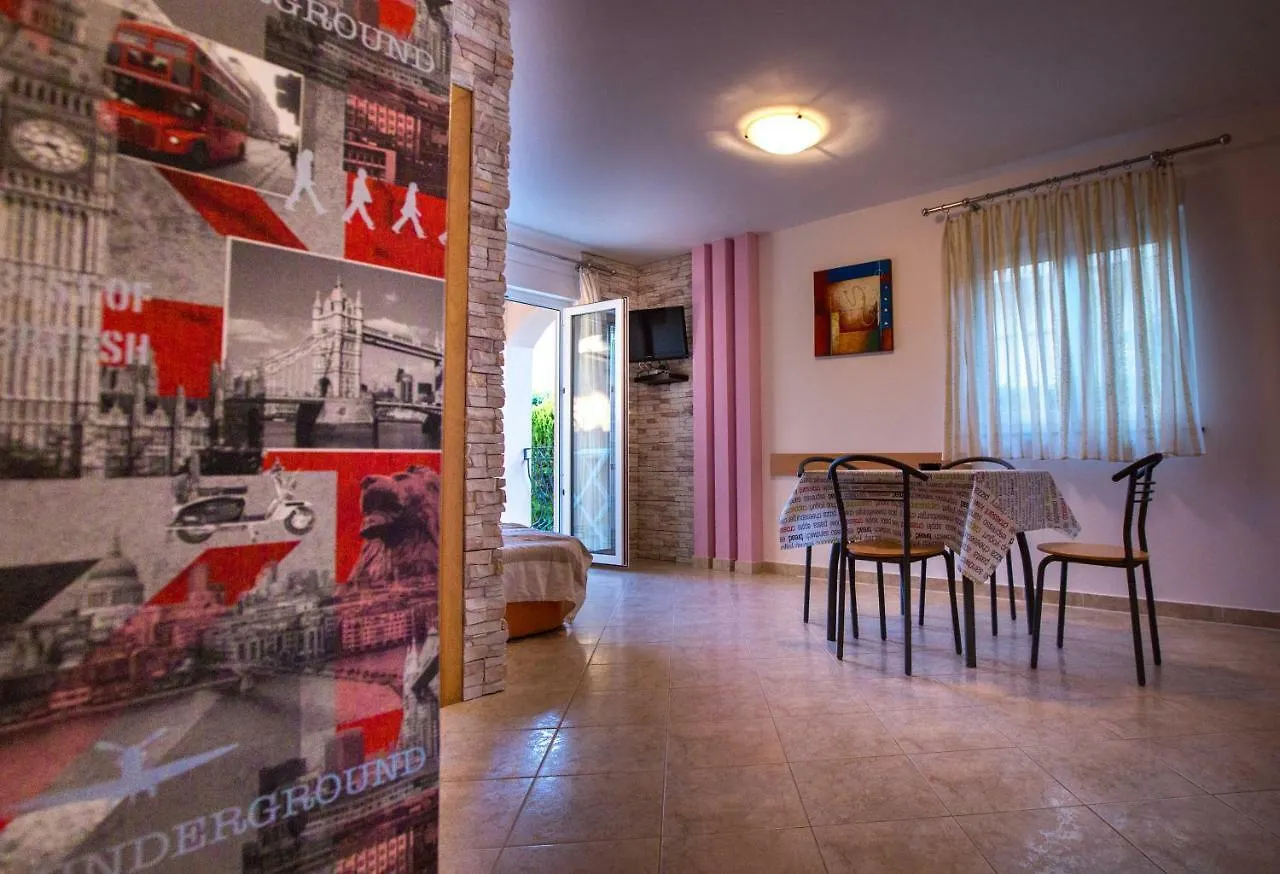 Sanic Apartments 543/A Lopar